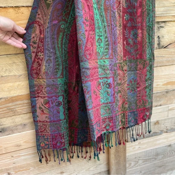 Sacred Threads fringe floral paisley multicolored shawl - Picture 9 of 13